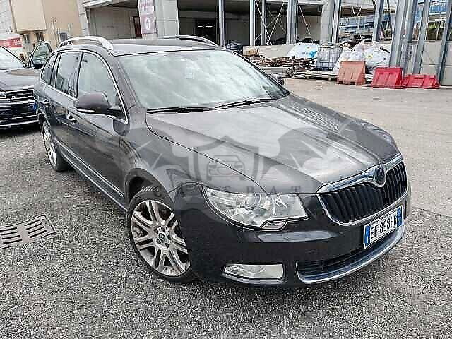 Skoda Superb Combi 2.0 TDI Ambition 2010