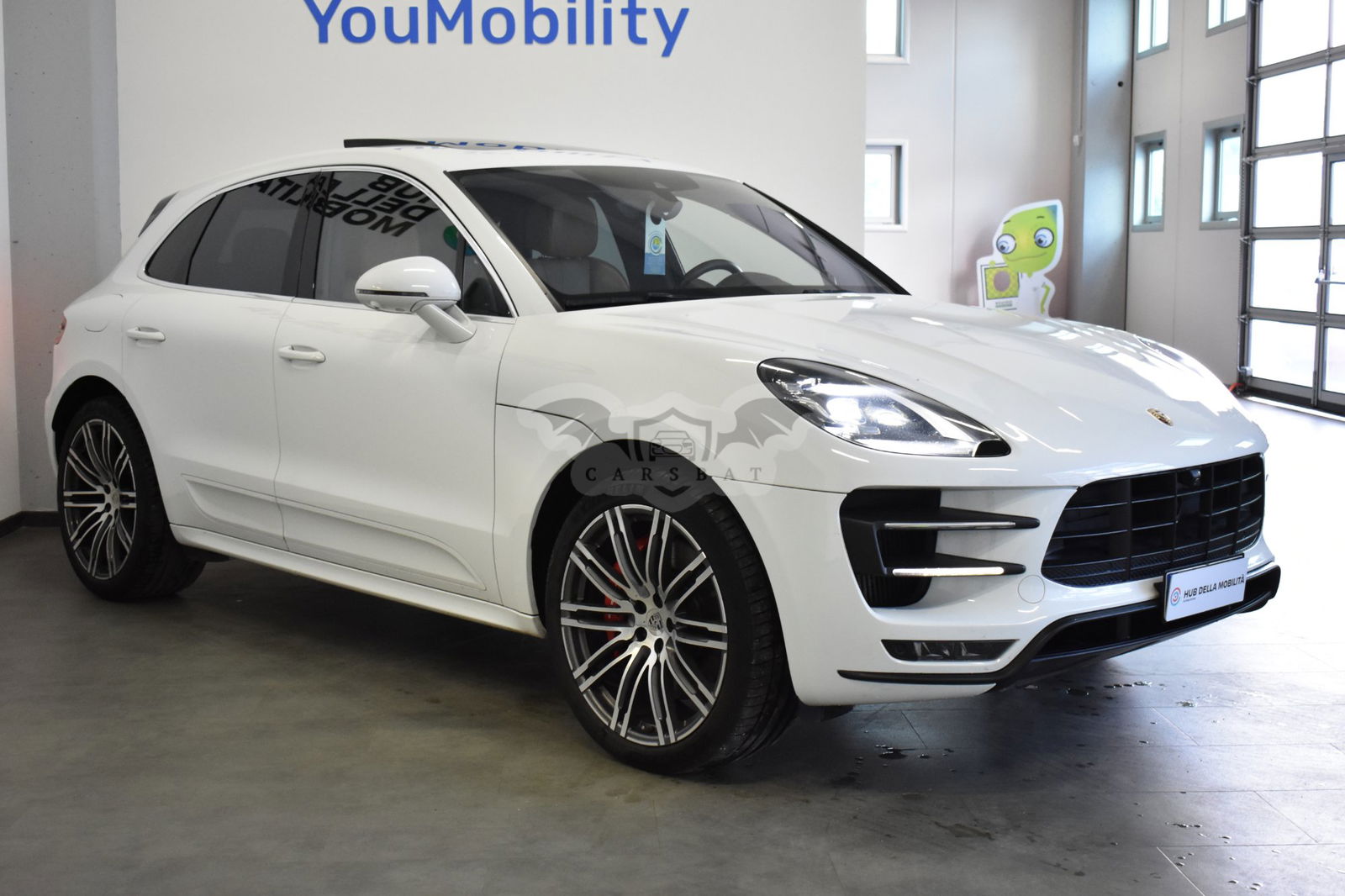 Porsche Macan Turbo 3.6 Turbo Performance 2018