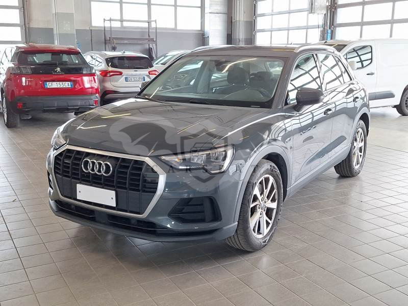 Audi Q3 40 TFSI Business 2020