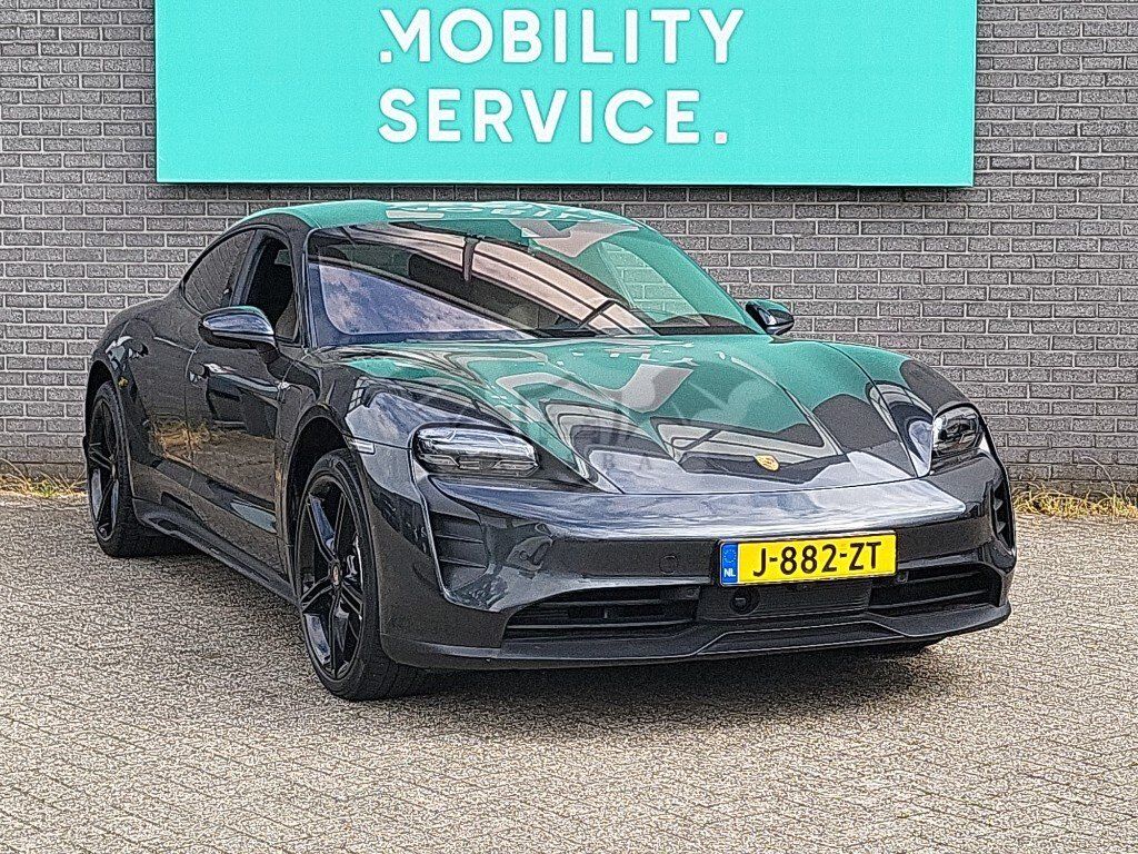 Porsche Taycan 4S 2020