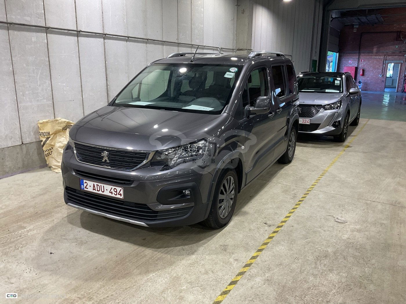 Peugeot Rifter 1.2i Allure 2021