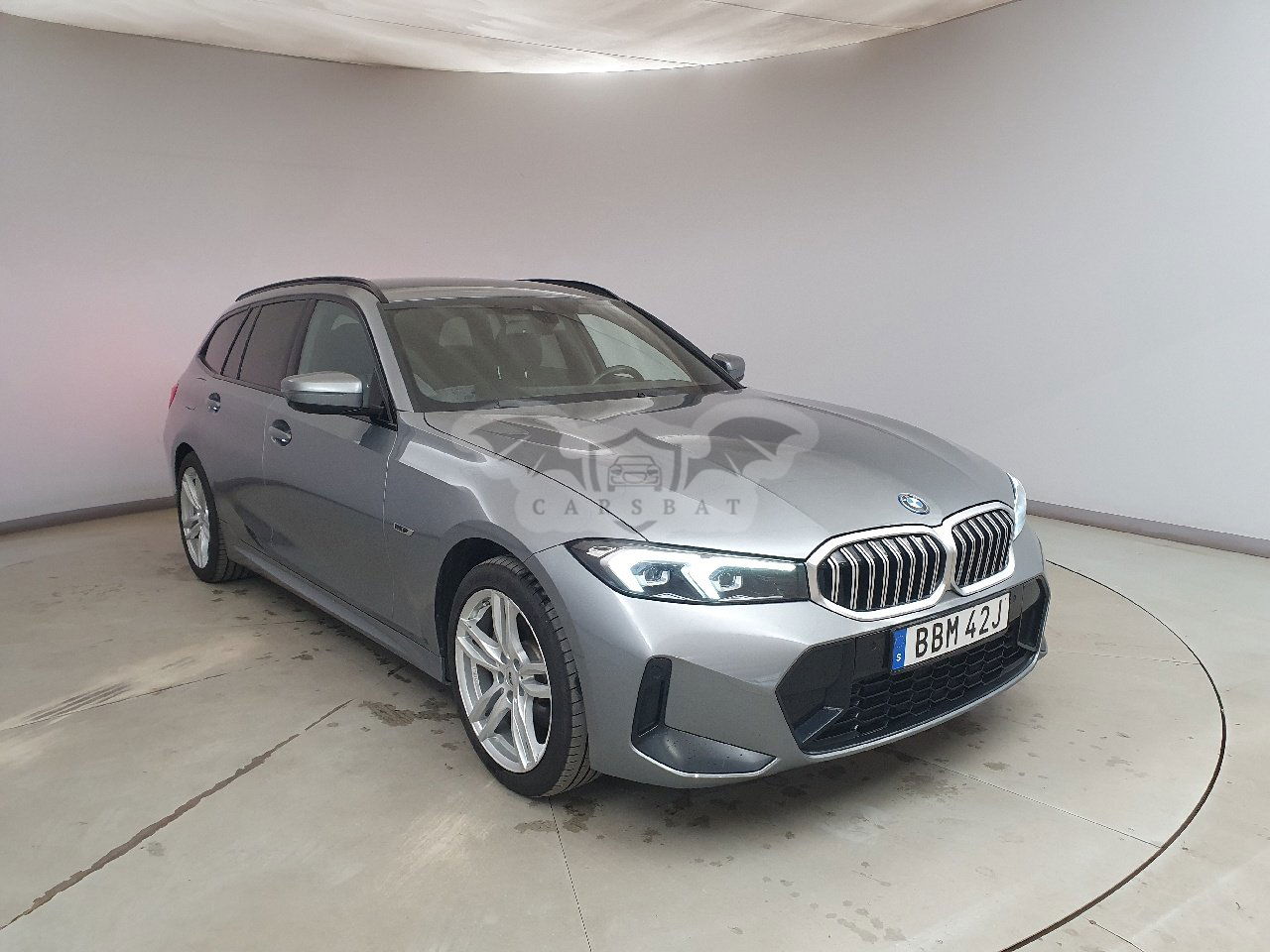 BMW 3 Series Touring 330e 2022