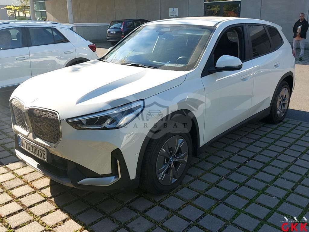 BMW iX1 2024