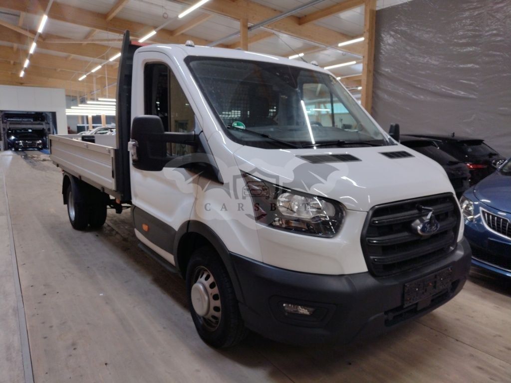 Ford Transit Trend 2023