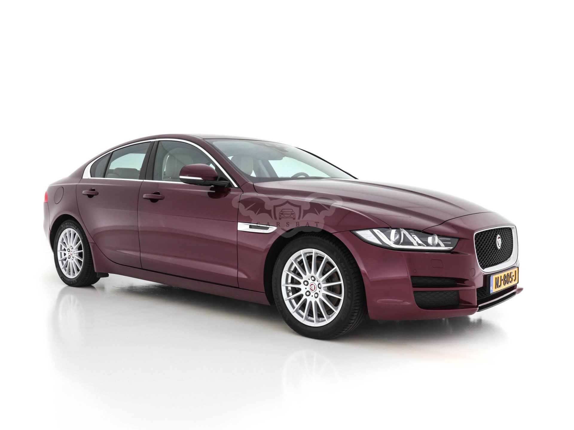Jaguar XE 2.0 Portfolio 2017
