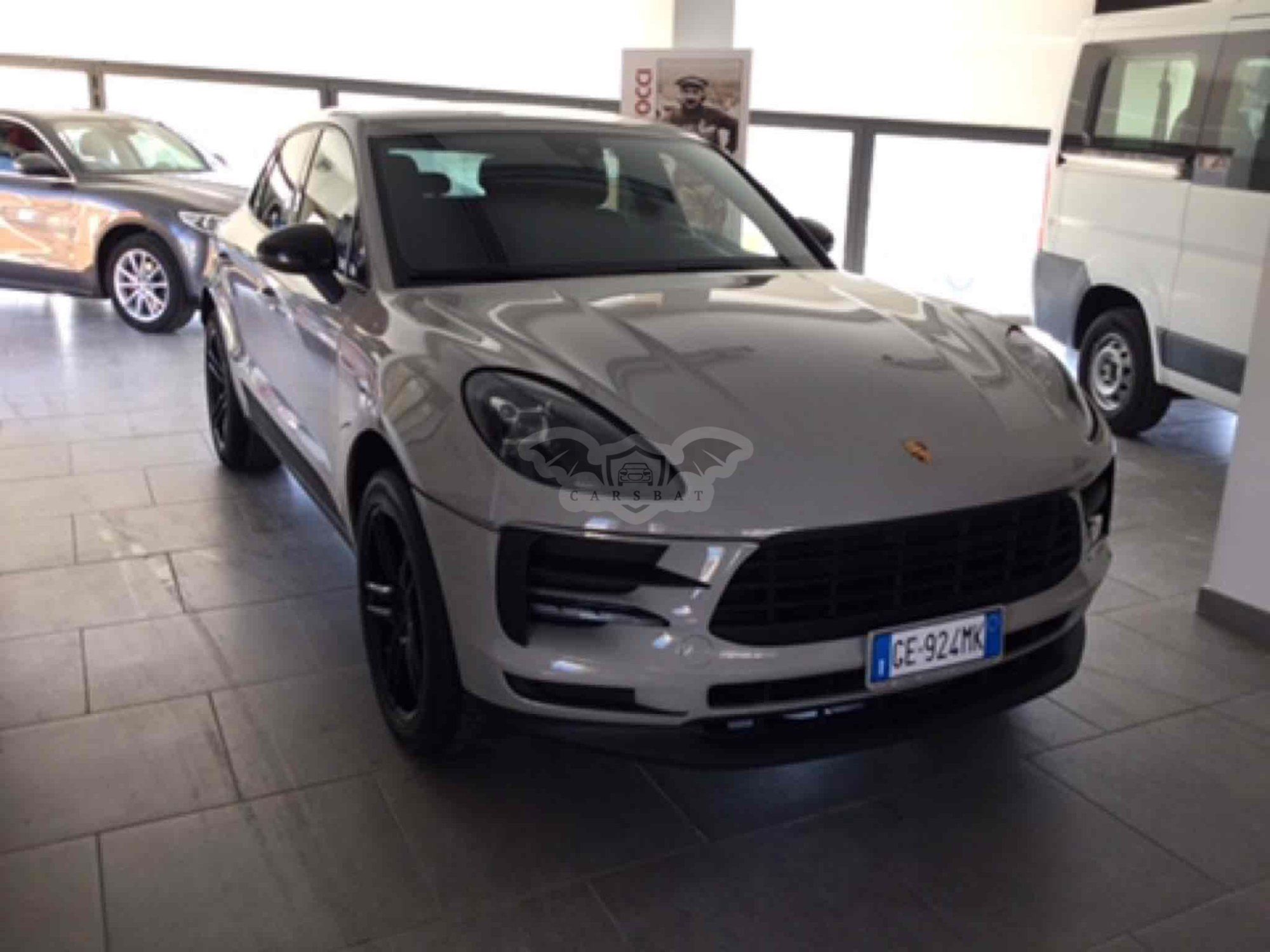 Porsche Macan 2.0 2021