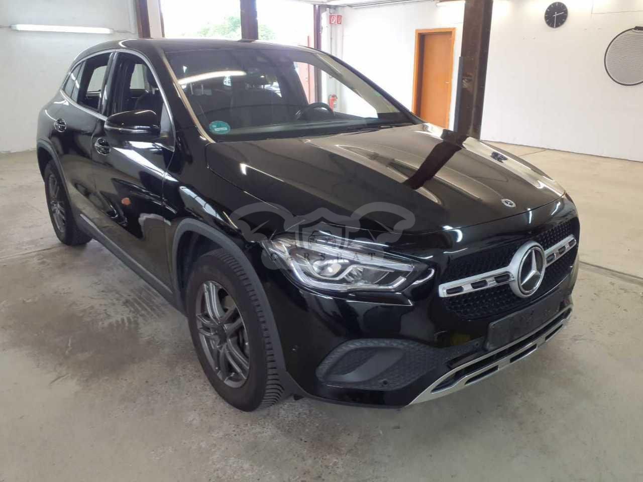Mercedes-Benz GLA 180 progressive 2021