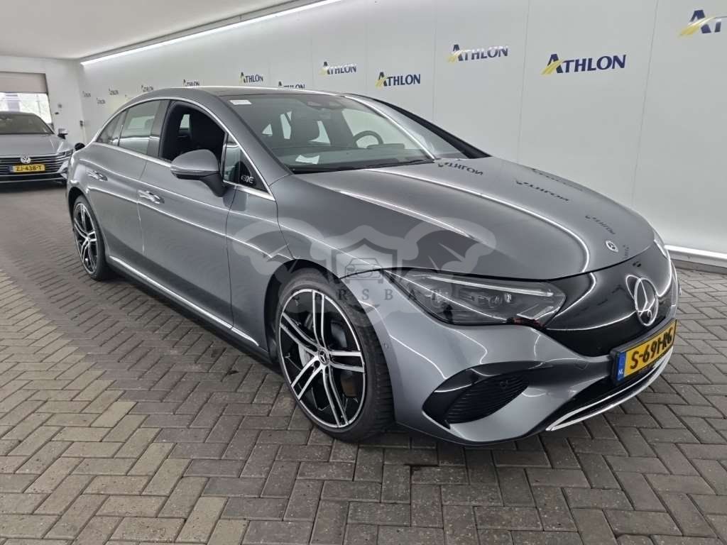 Mercedes-Benz EQE 300 Luxury 2023