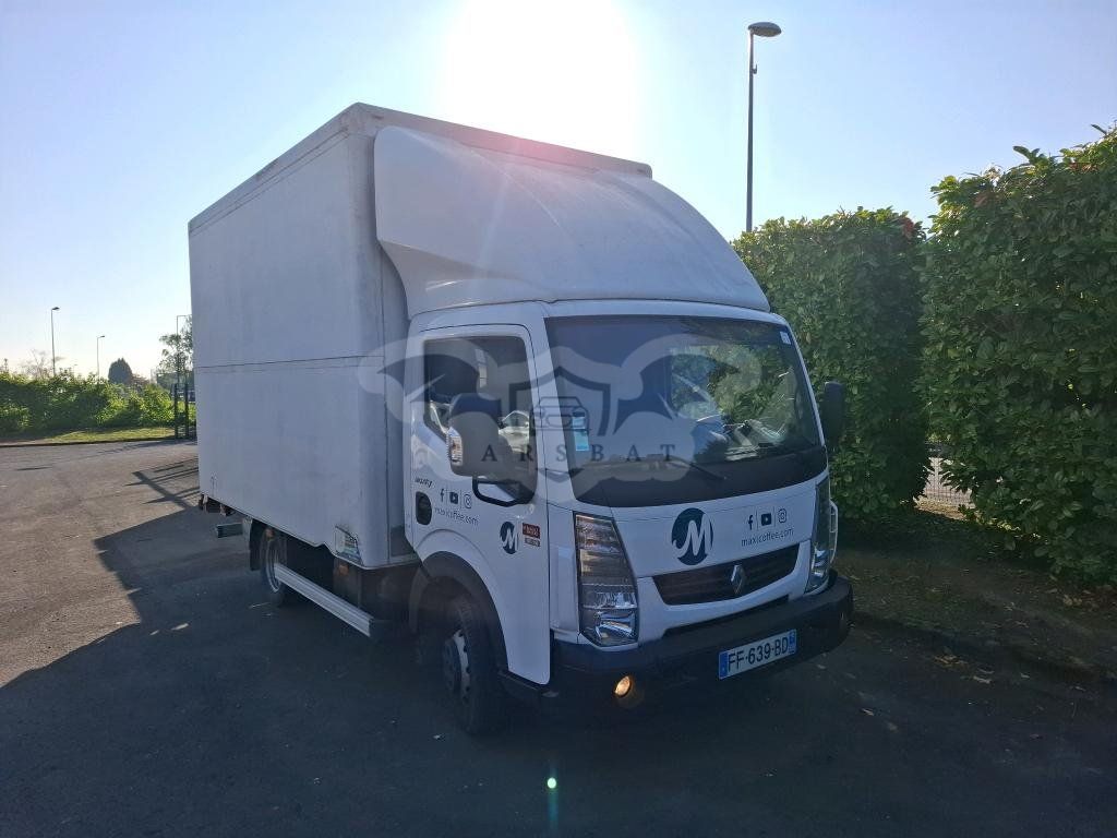 Renault Maxity 2019