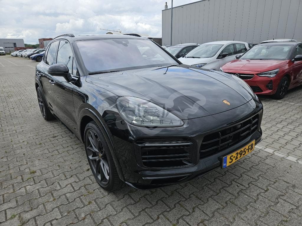 Porsche Cayenne S 2.9 Platinum 2023