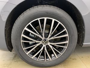 Volkswagen Touran 1.5 TSI 2024