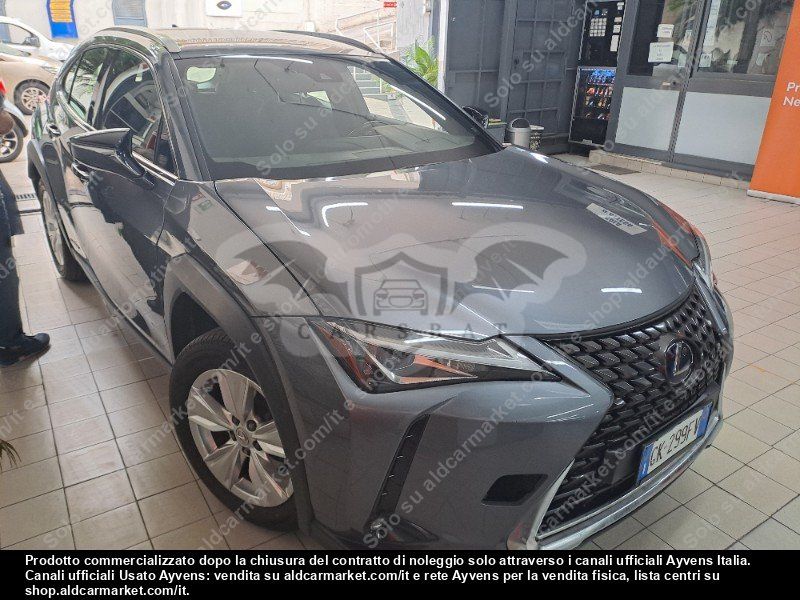 Lexus UX Business 2022