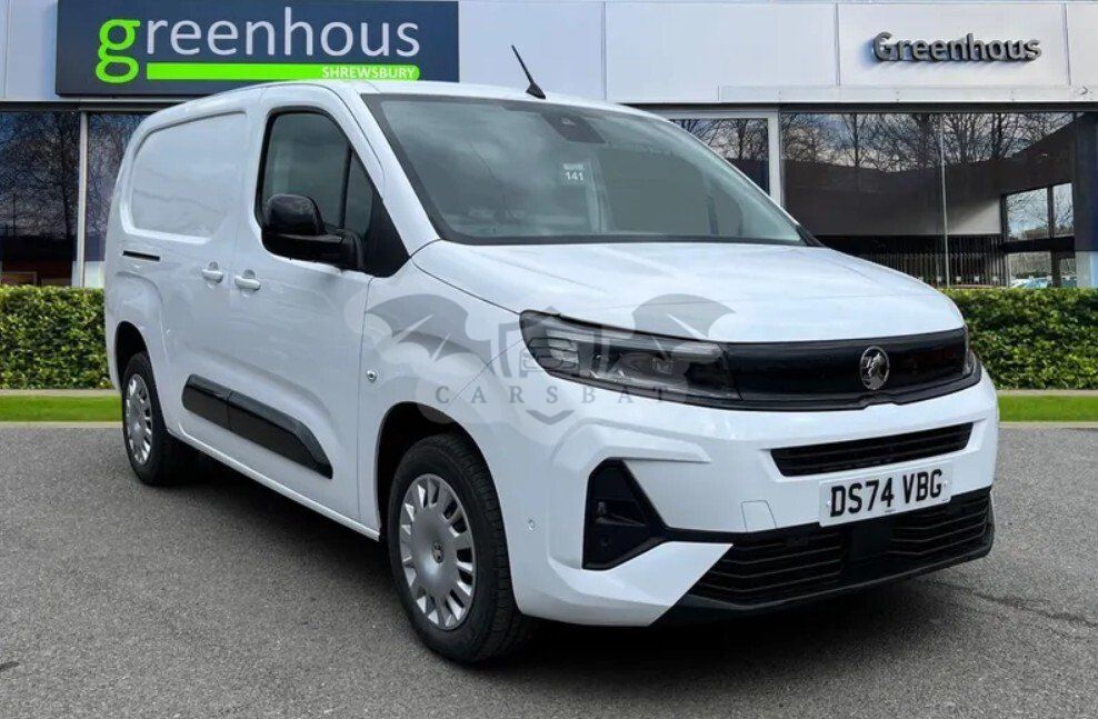 Vauxhall Combo XL 1.5 Pro 2024
