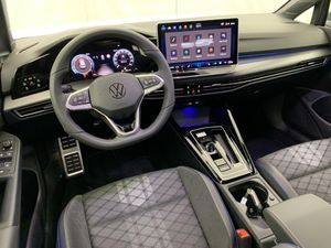Volkswagen Golf 2.0 TDI R-Line 2025