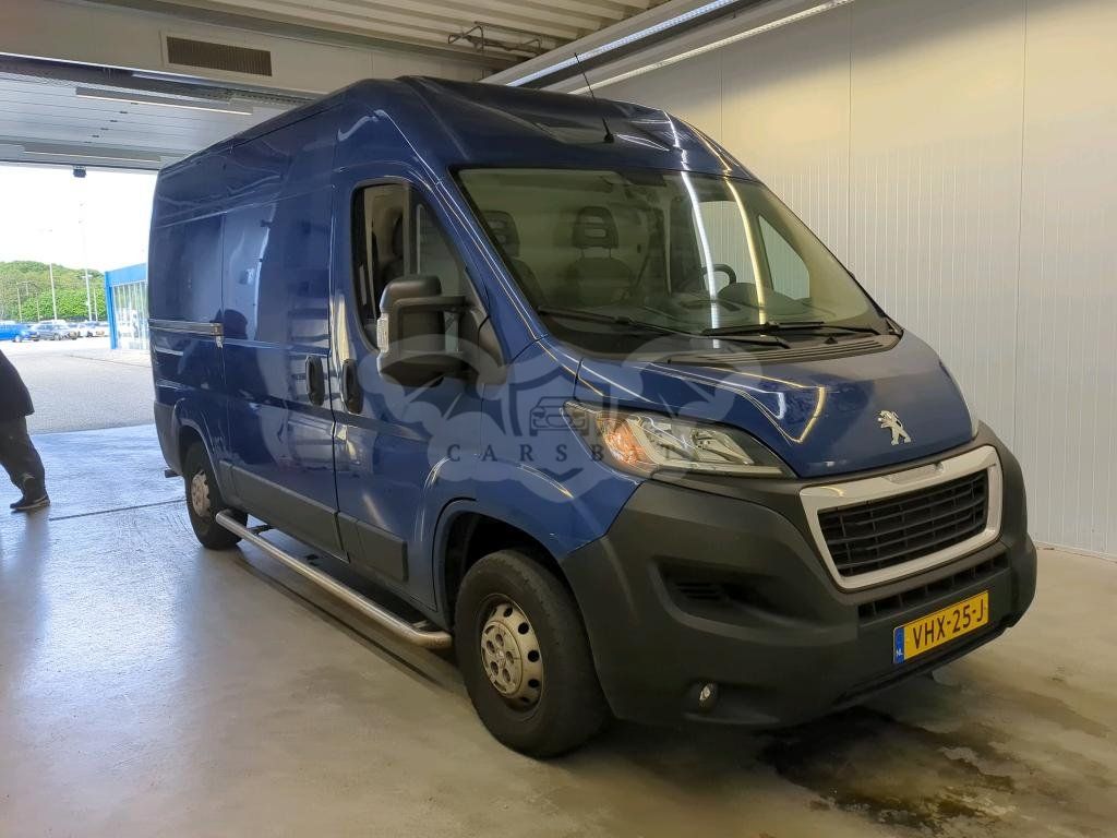 Peugeot Boxer L2H2 2.2 HDI Premium 2021