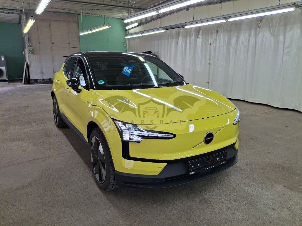 Volvo EX30 Plus 2024
