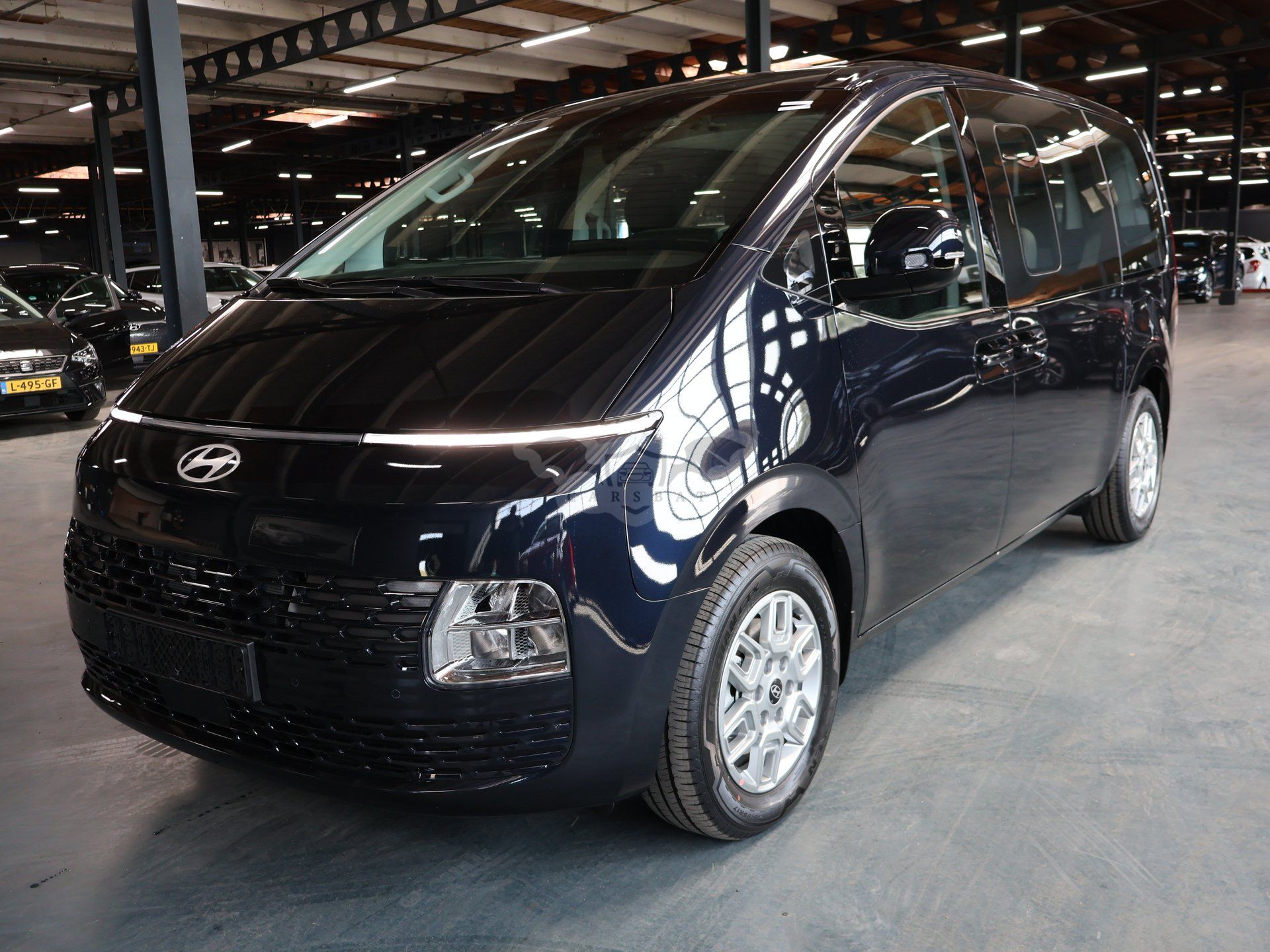 Hyundai Staria 1.6 2025