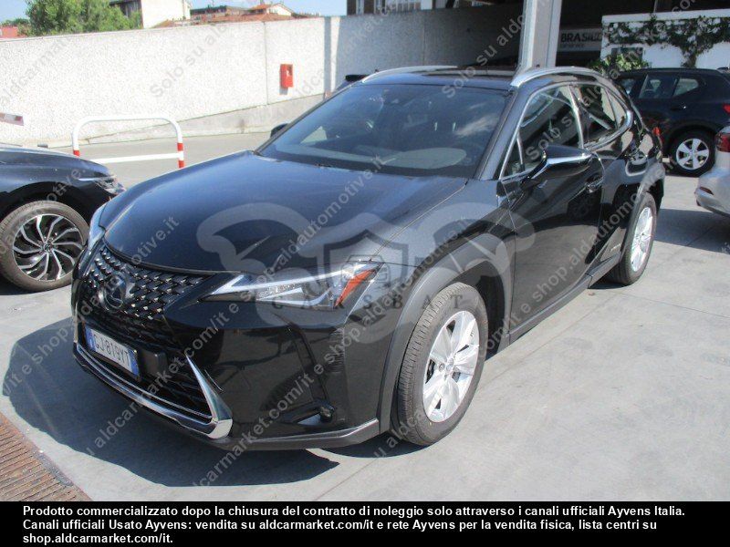 Lexus UX Business 2022