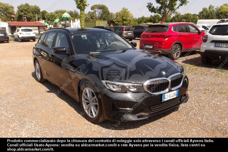 BMW 3 Series Touring 318d Advantage 2022
