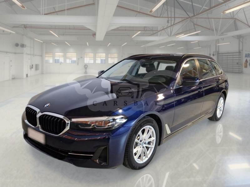 BMW 5 Series Touring 520d Business 2021