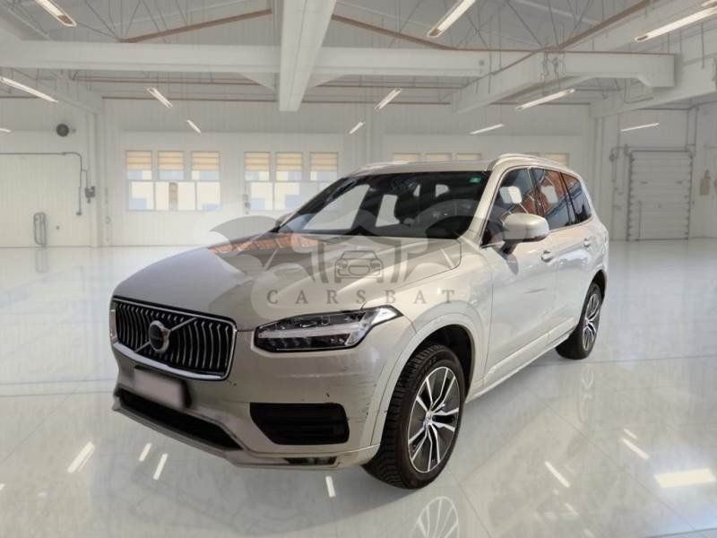 Volvo XC90 B5 Momentum Pro 2021