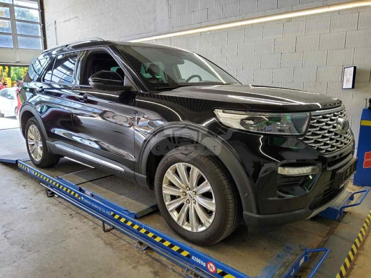 Ford Explorer Platinum 2021