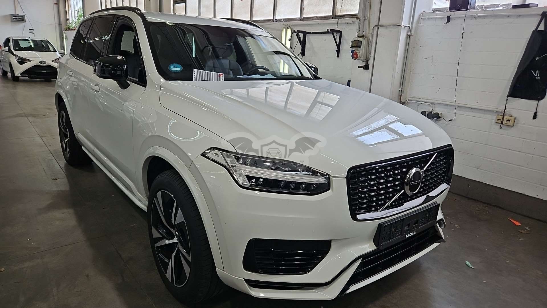 Volvo XC90 T8 R-Design 2021