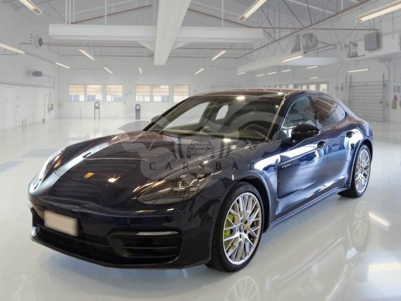 Porsche Panamera 4 2021