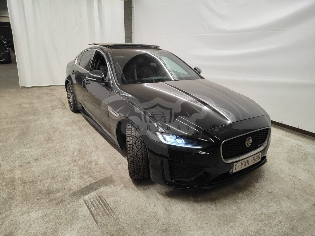 Jaguar XE R-Dynamic S 2021