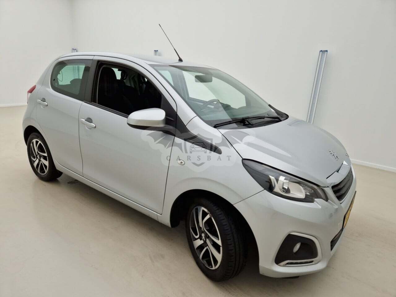 Peugeot 108 1.0 VTI Executive 2020