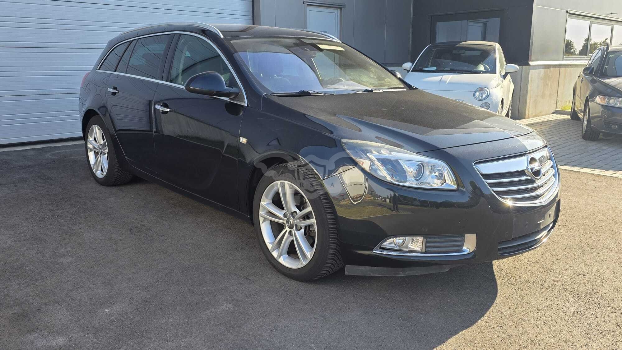 Opel Insignia Sports Tourer 2.0 CDTI Cosmo 2012