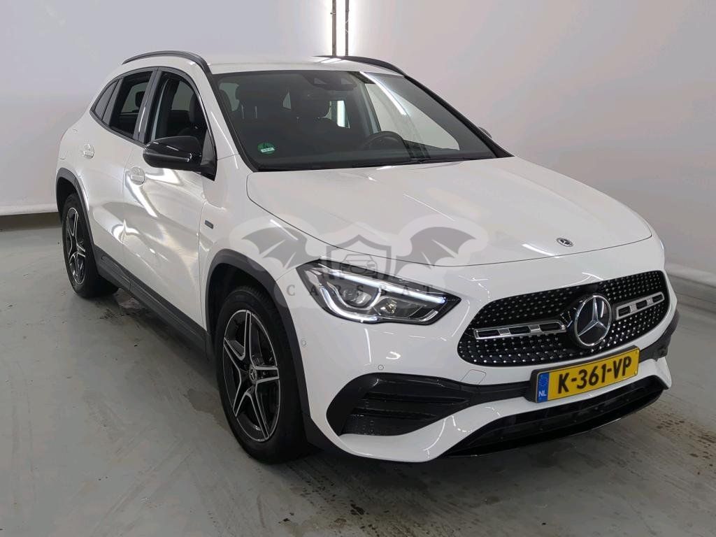 Mercedes-Benz GLA 250e Business Solution AMG 2021