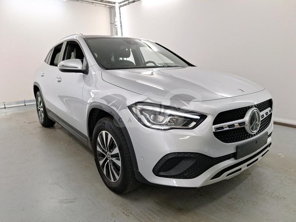 Mercedes-Benz GLA 180d Business Solution 2021
