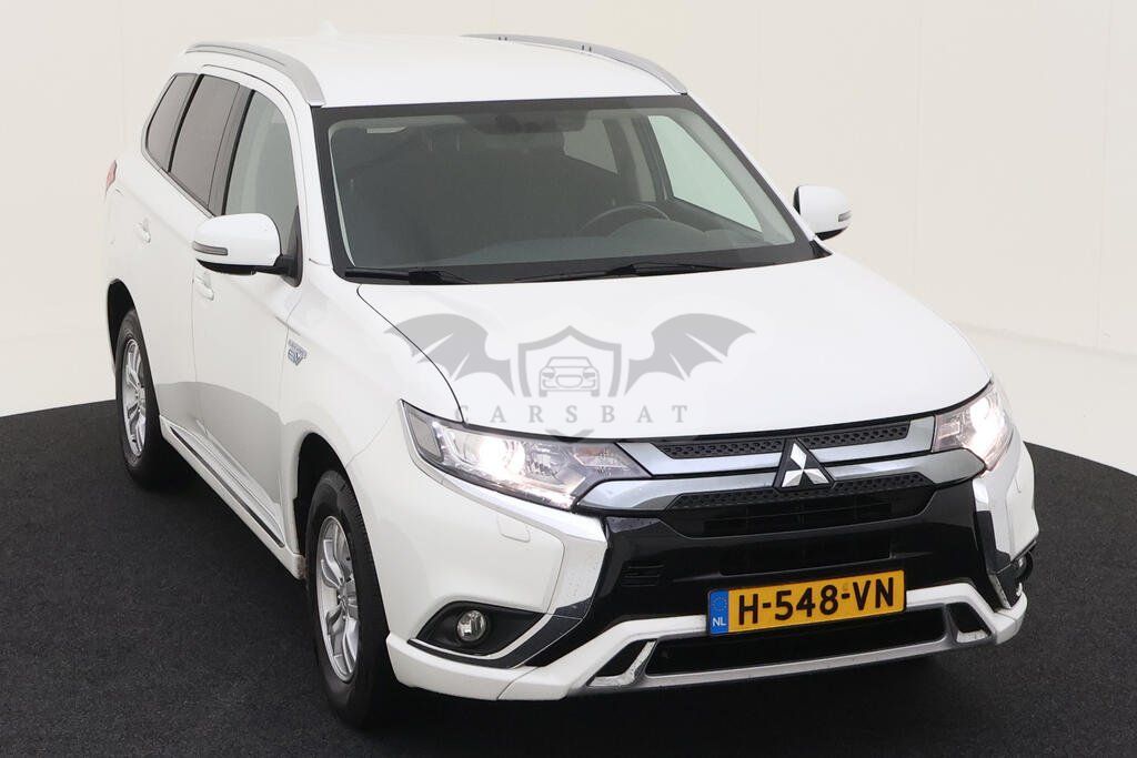 Mitsubishi Outlander 2.4 Pure 2020