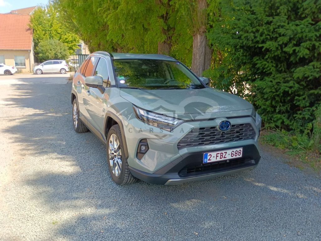 Toyota Rav4 2.5i Premium 2024
