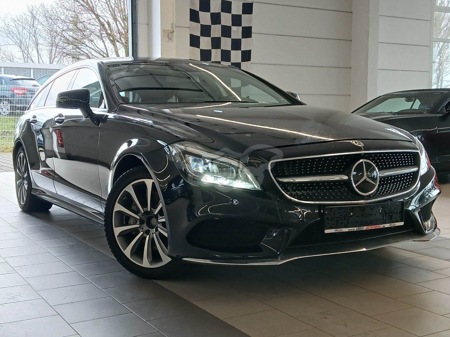 Mercedes-Benz CLS Shooting Brake 350d 2015