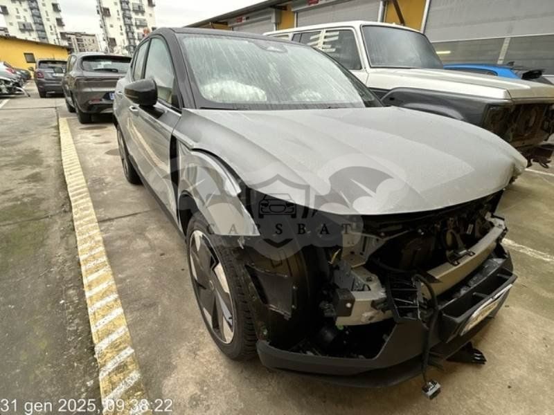 Volvo EX30 Extended Range Plus 2024