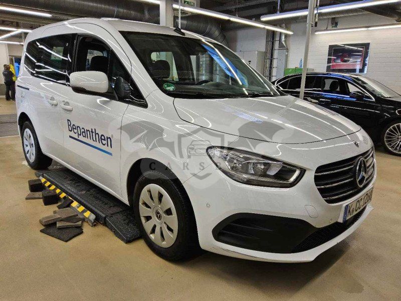 Mercedes-Benz T 180 2023