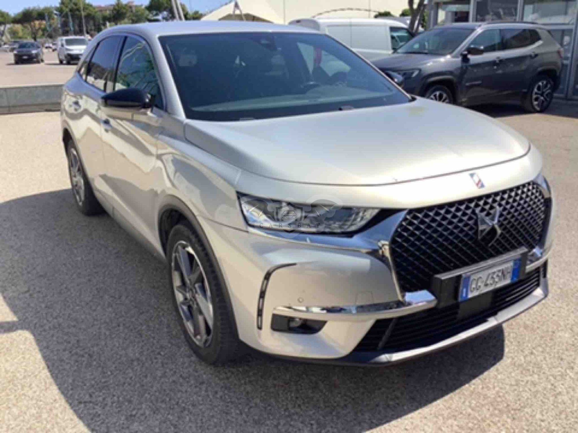 DS DS7 Crossback 1.6 E-TENSE Business 2021