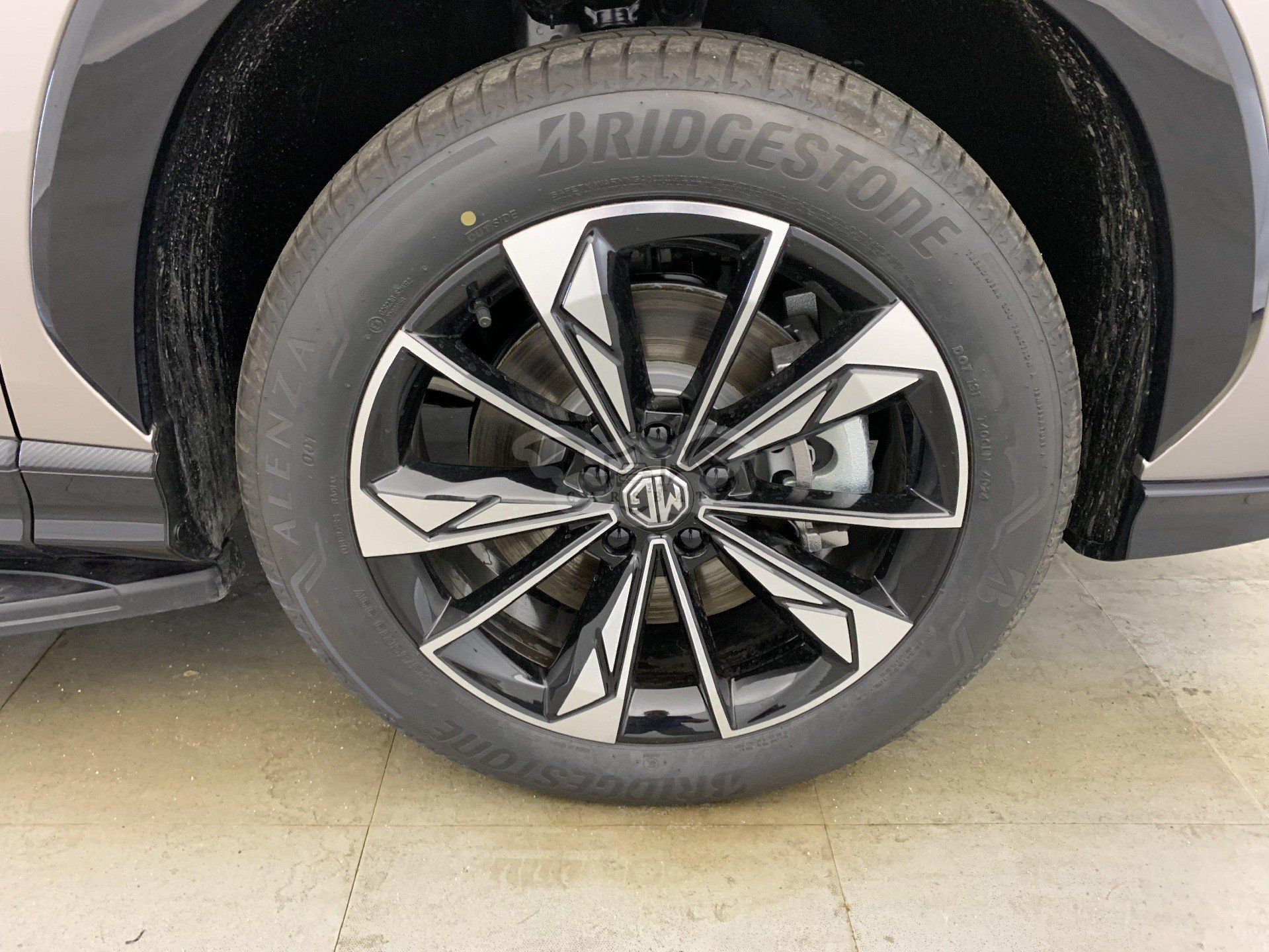 MG EHS 1.5 Comfort 2025