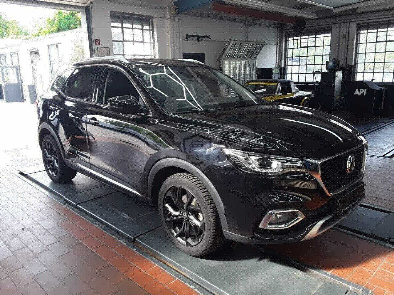 MG EHS Luxury 2022