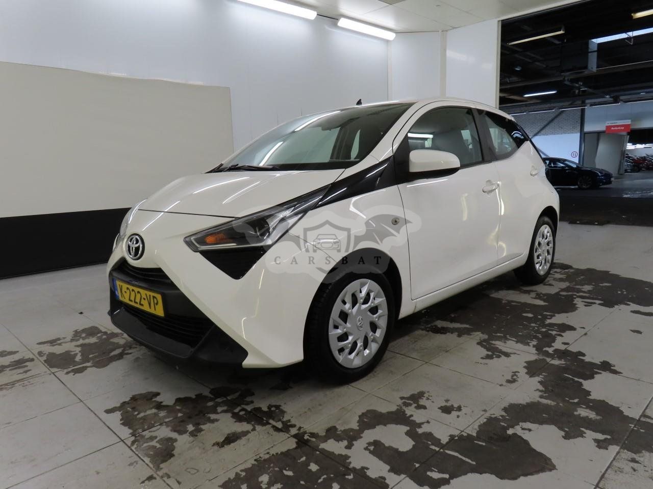 Toyota Aygo 1.0 VVT-i X-Play 2021