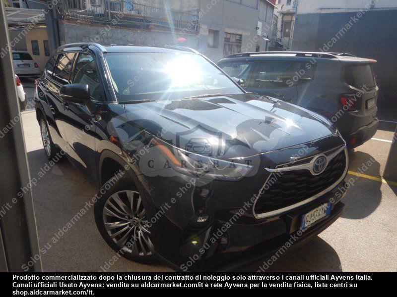 Toyota Highlander 2.5h 2022