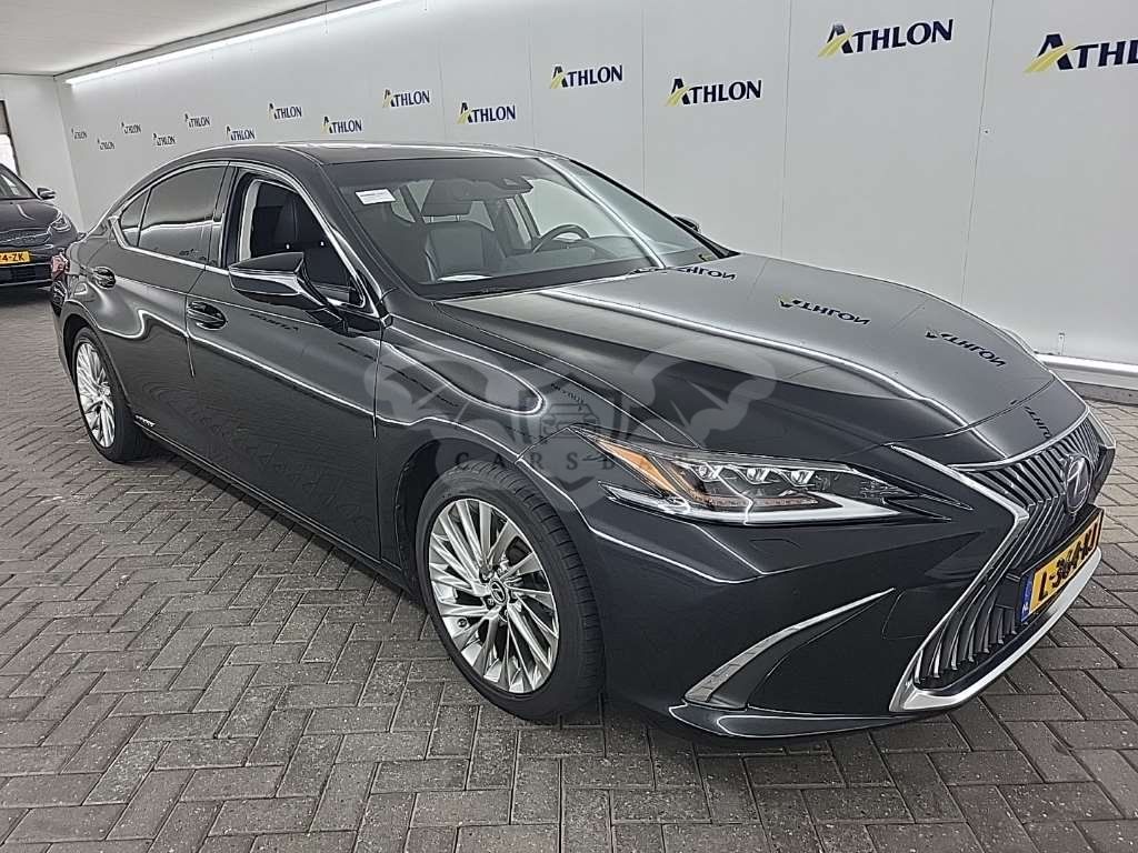 Lexus ES 300h 2021