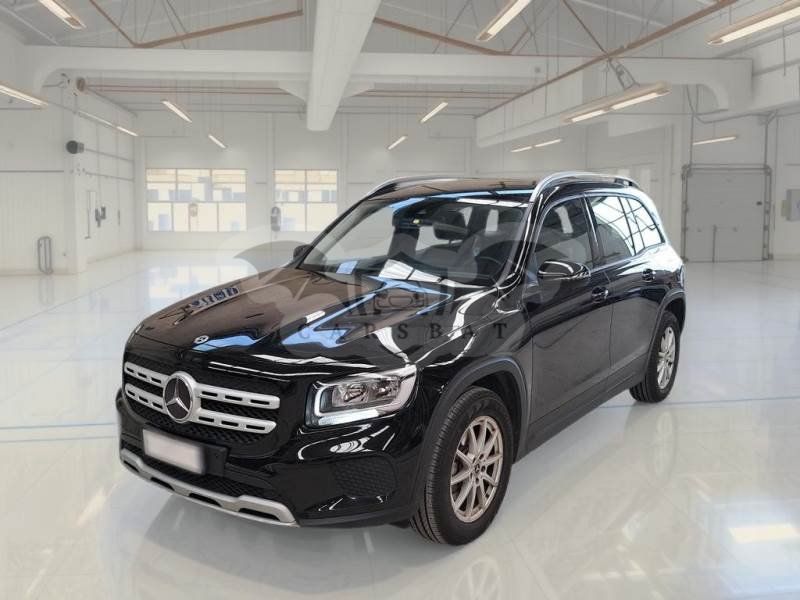 Mercedes-Benz GLB 200 2021