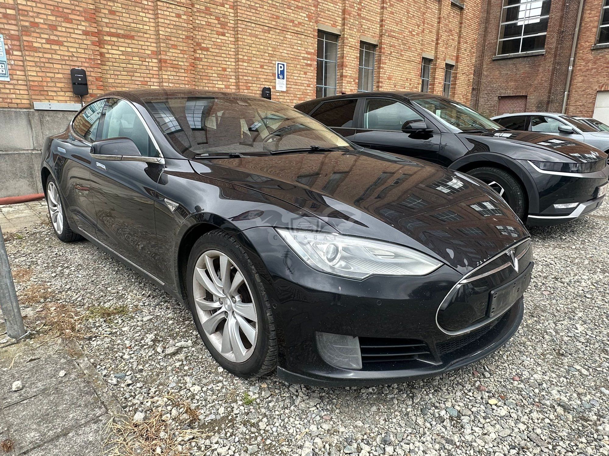 Tesla Model S 85D 85 kWh 2016