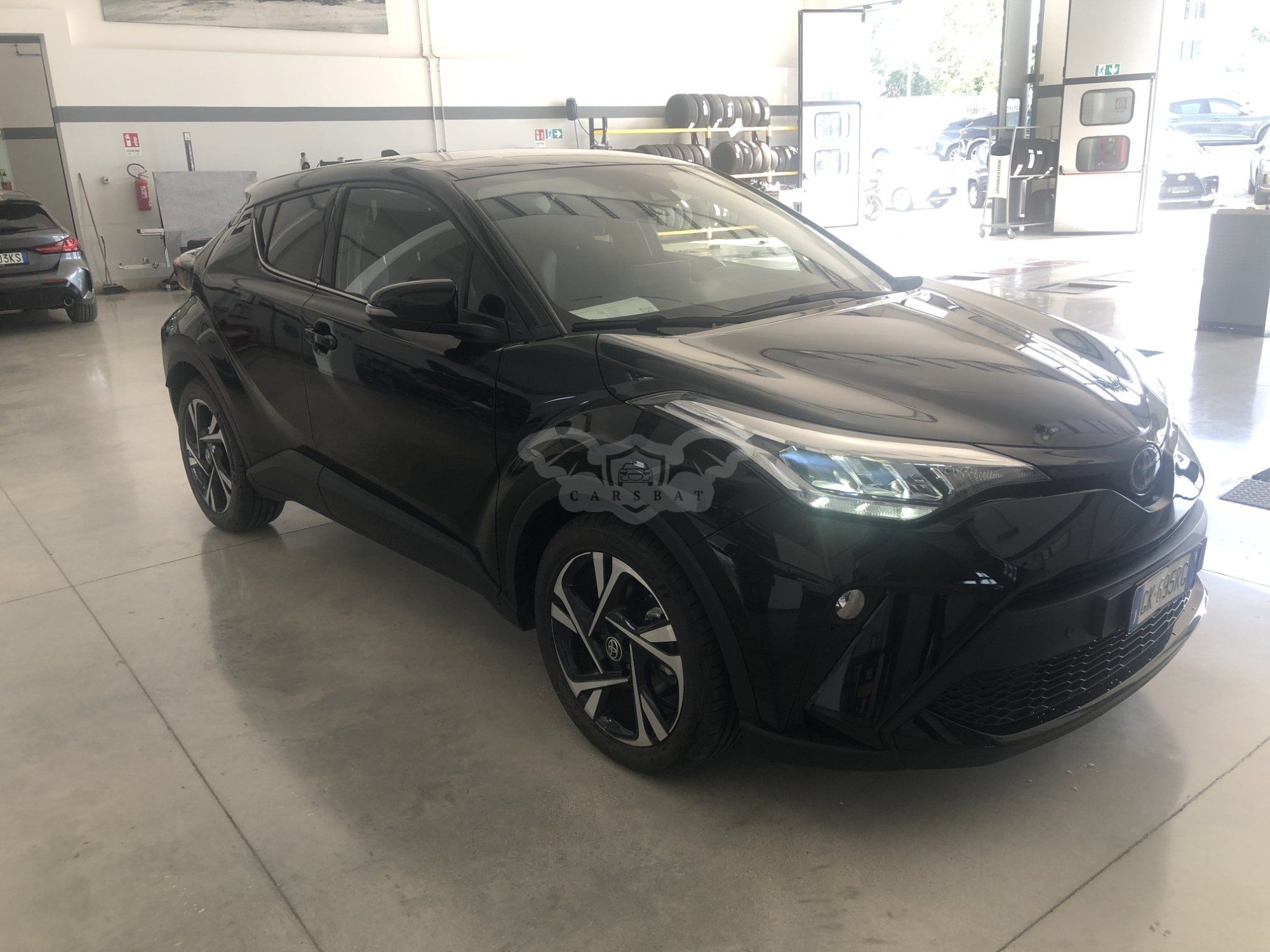 Toyota C-HR 2.0h Business 2022