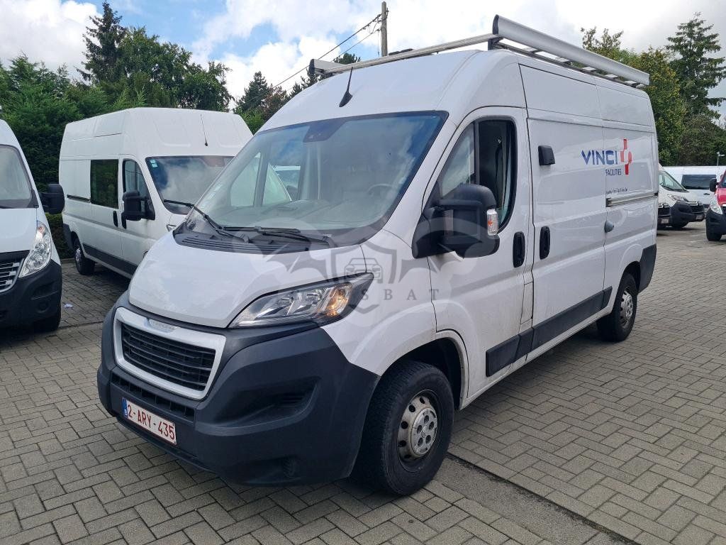 Peugeot Boxer L2H2 2.2 HDI Premium 2021