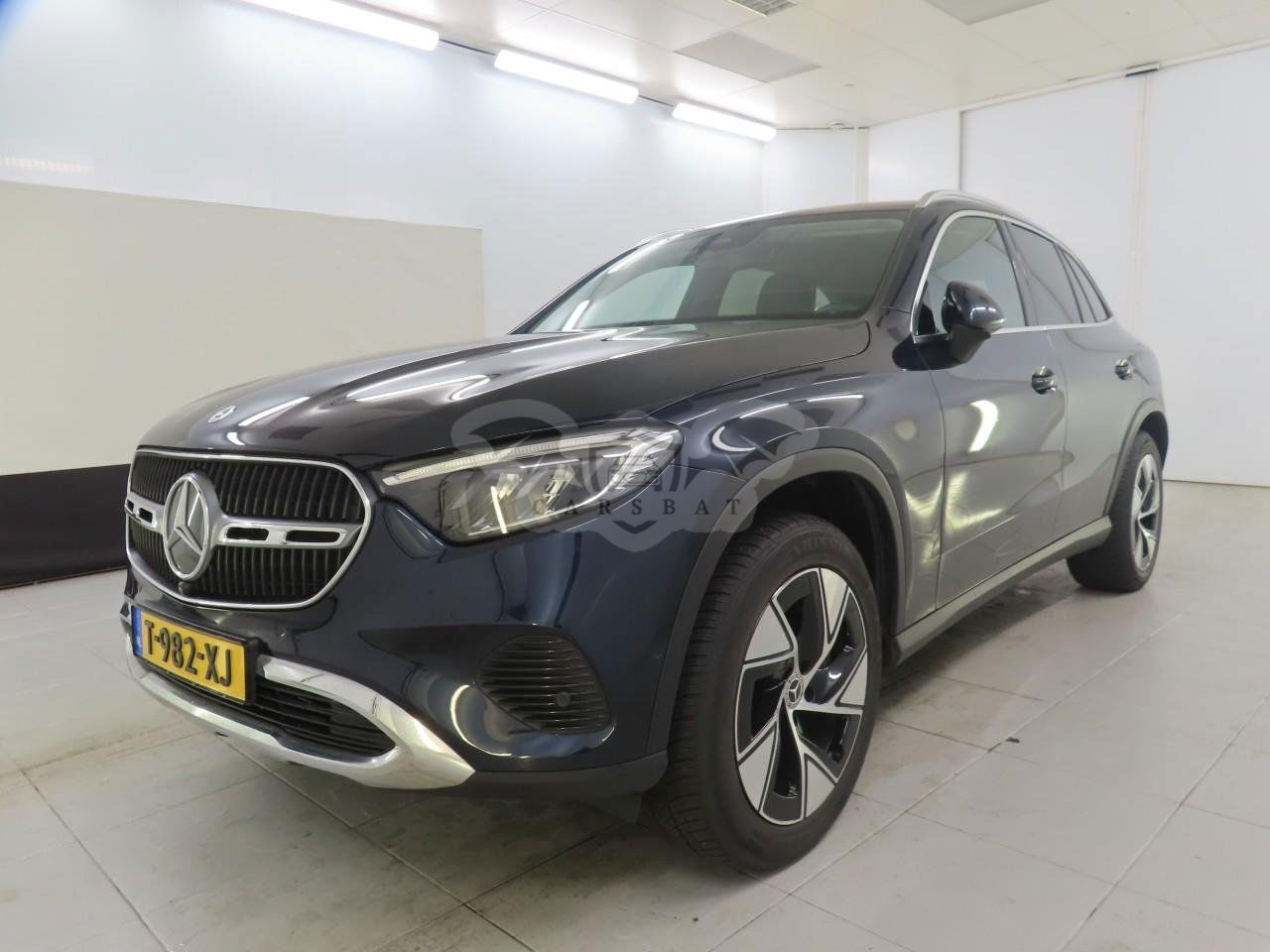 Mercedes-Benz GLC 300e Luxury 2023