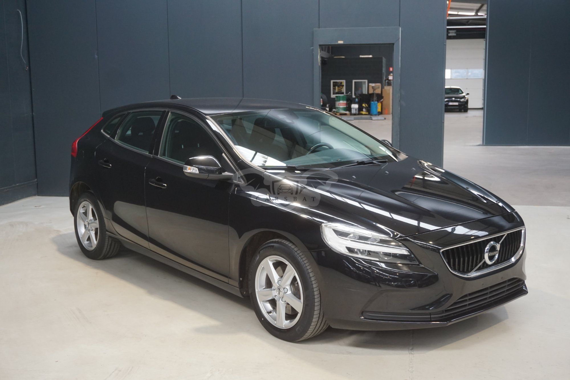 Volvo V40 T2 2018